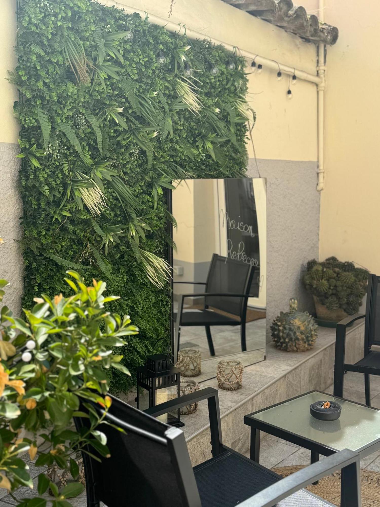 Maison Rebecca Carpi Bagian luar foto